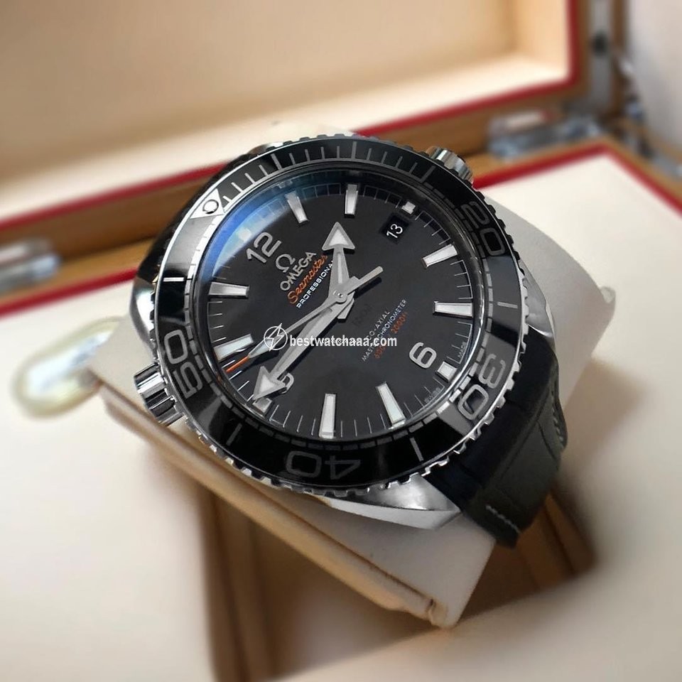 IMG_9085 Omega Seamaster Planet Ocean Mens watch Unisex Automatic Steel 215.33.44.21.01.001 Replica 2