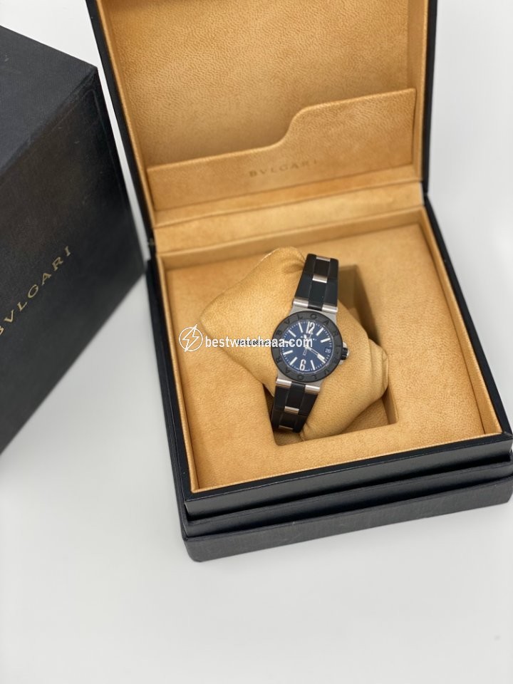 IMG_9085 Bulgari Diagono Womens watch Quartz Aluminum DG29SV Replica 2
