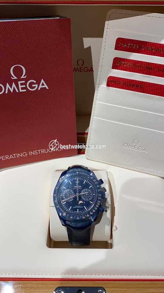 IMG_9085 Omega Speedmaster Professional Moonwatch Moonphase Mens watch Unisex Automatic Ceramic 304.93.44.52.03.002 Replica 2