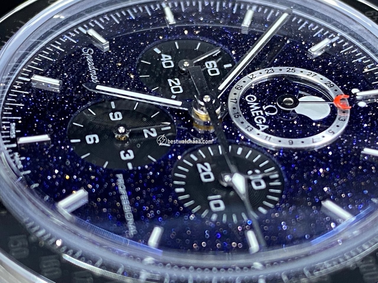 IMG_9085 Omega Speedmaster Professional Moonwatch Moonphase 31130443201001 Replica 2