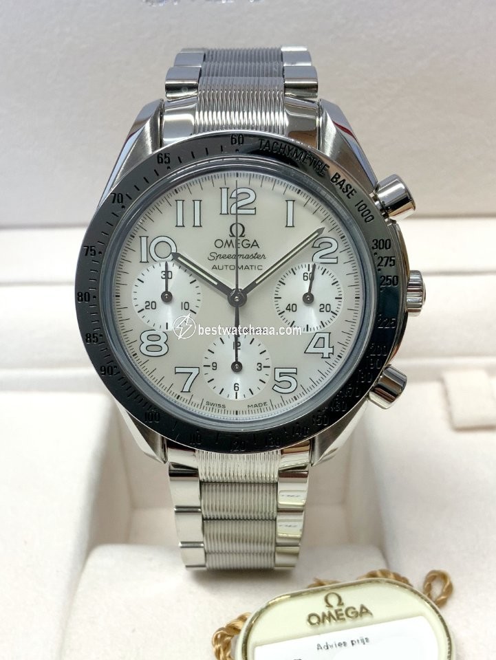 IMG_9085 Omega Speedmaster Mens watch Unisex Automatic Steel 3815.70.56 Replica 2