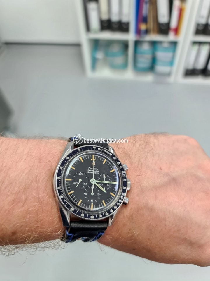 IMG_9085 Omega Speedmaster Professional Moonwatch Mens watch Unisex Manual winding Steel 105.012-66 Replica 2