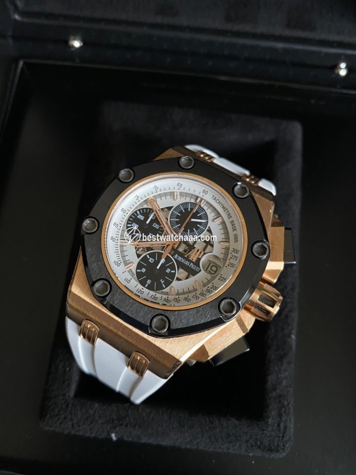 IMG_9085 Audemars Piguet Royal Oak Offshore Chronograph Mens watch Unisex Automatic Rose gold 26078RO.OO.D001VS.01 Replica 2