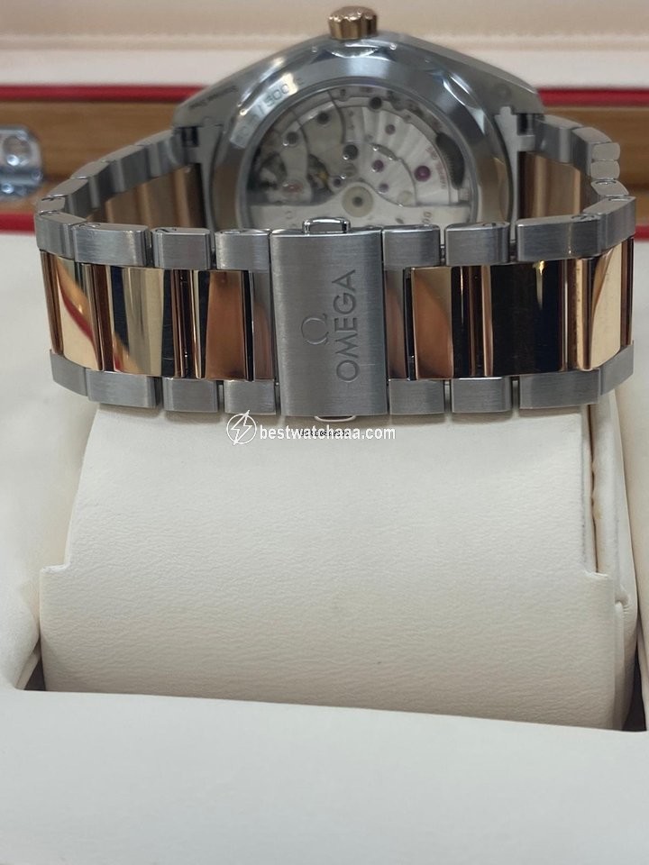 IMG_9085 Omega Seamaster Aqua Terra Mens watch Unisex Automatic Gold Steel 220.20.41.21.06.001 Replica 2