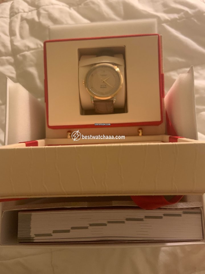 IMG_9085 Omega De Ville Prestige Womens watch Automatic Gold Steel 424.23.37.20.09.001 Replica 2