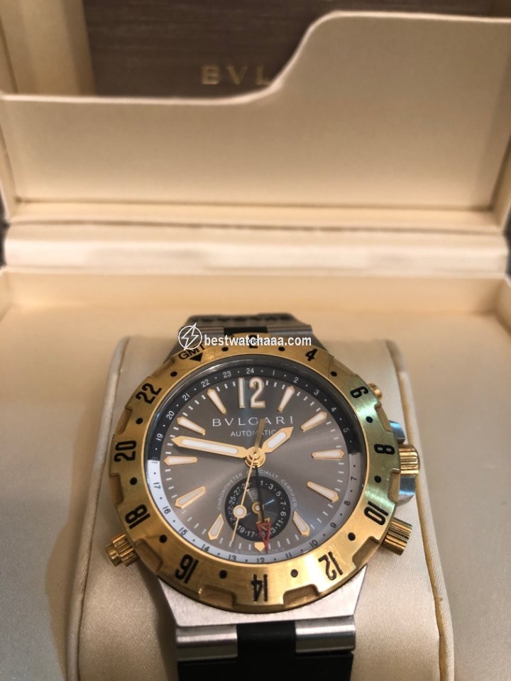 IMG_9085 Bulgari Diagono Mens watch Unisex Automatic Yellow gold GMT 40 G Replica 2