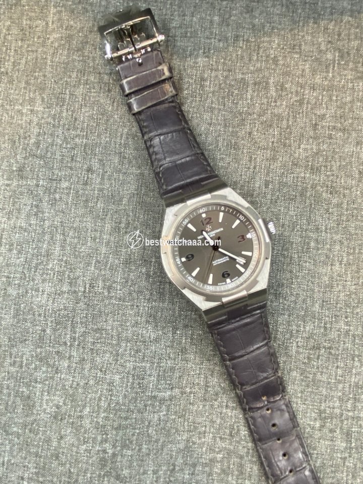 IMG_9085 Vacheron Constantin Overseas Mens watch Unisex Automatic Steel 47040 Replica 2