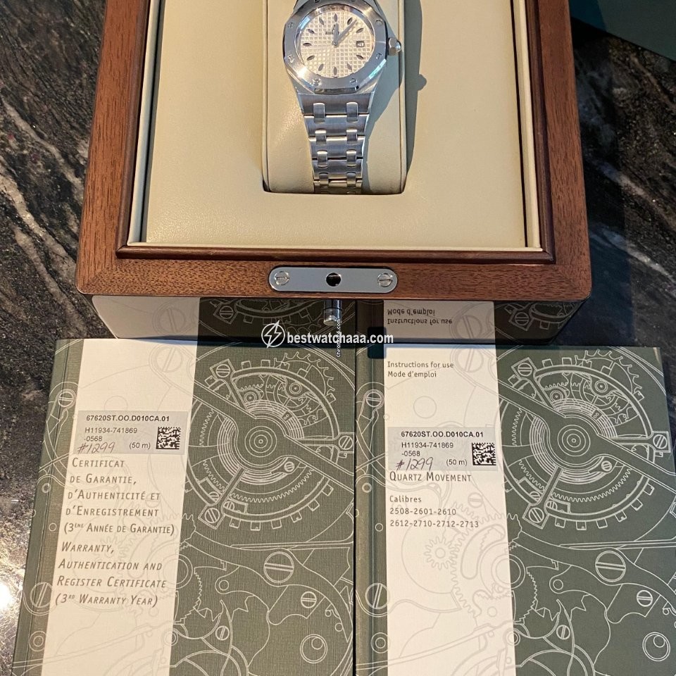 IMG_9085 Audemars Piguet Royal Oak Lady Womens watch Quartz Steel 67620ST.OO.D010CA.01 Replica 2