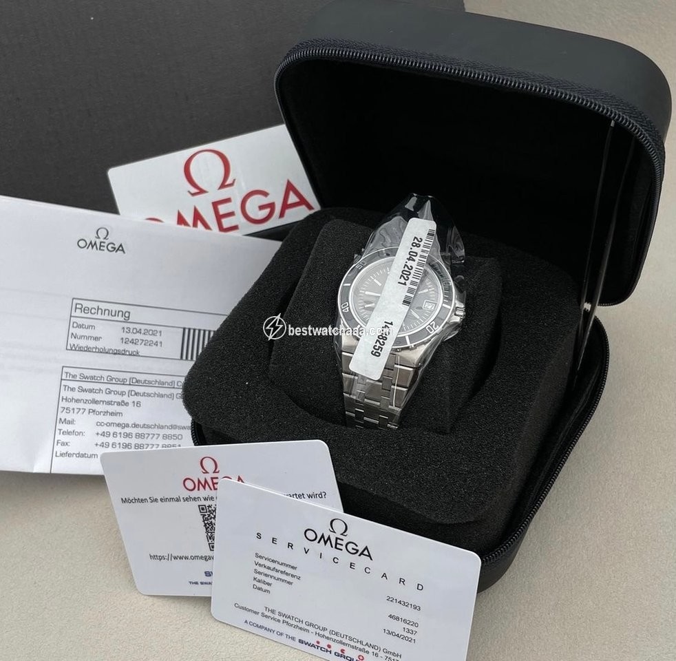 IMG_9085 Omega Seamaster PloProf Mens watch Unisex Quartz 196.0185 Replica 2