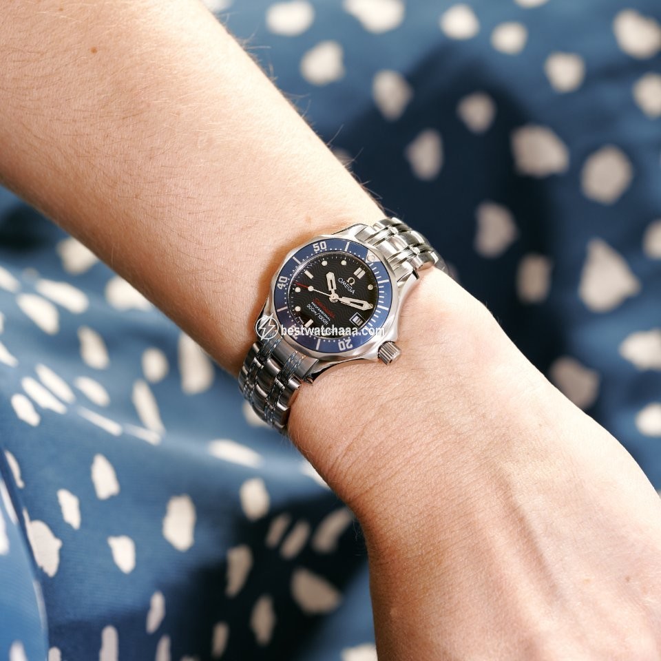 IMG_9085 Omega Seamaster Diver 300 M Womens watch Quartz Steel 2224.80.00 Replica 2