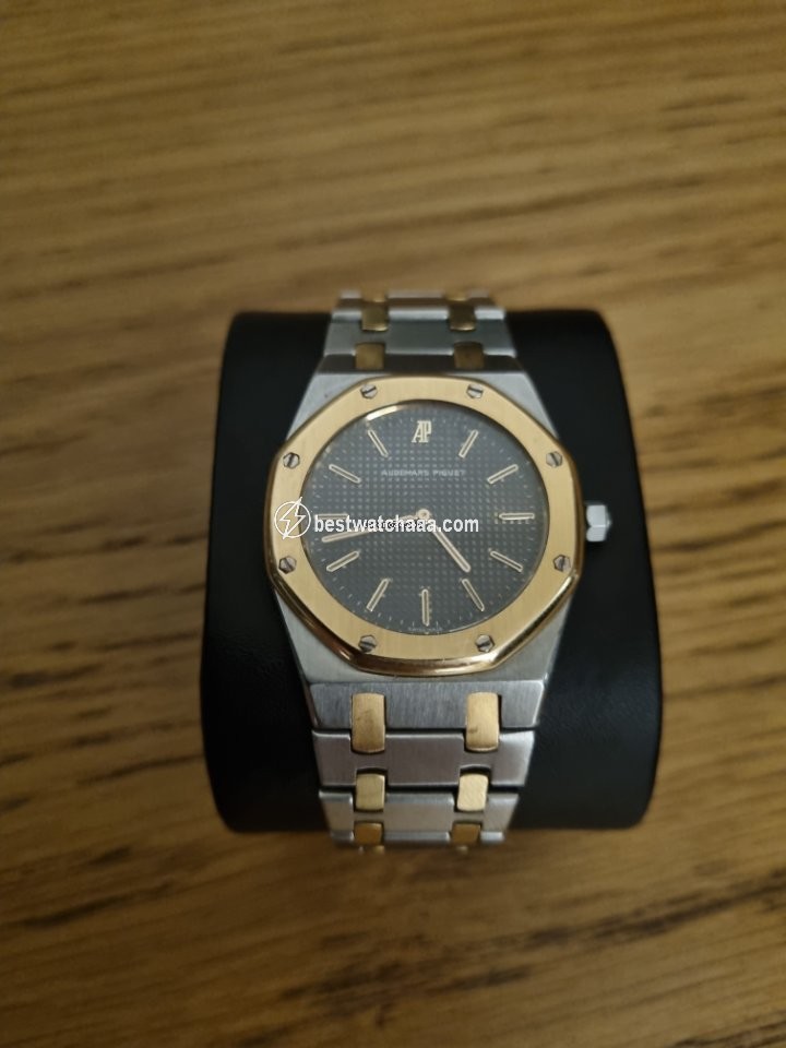 IMG_9085 Audemars Piguet Royal Oak Mens watch Unisex Quartz Gold Steel 56143SA Replica 2