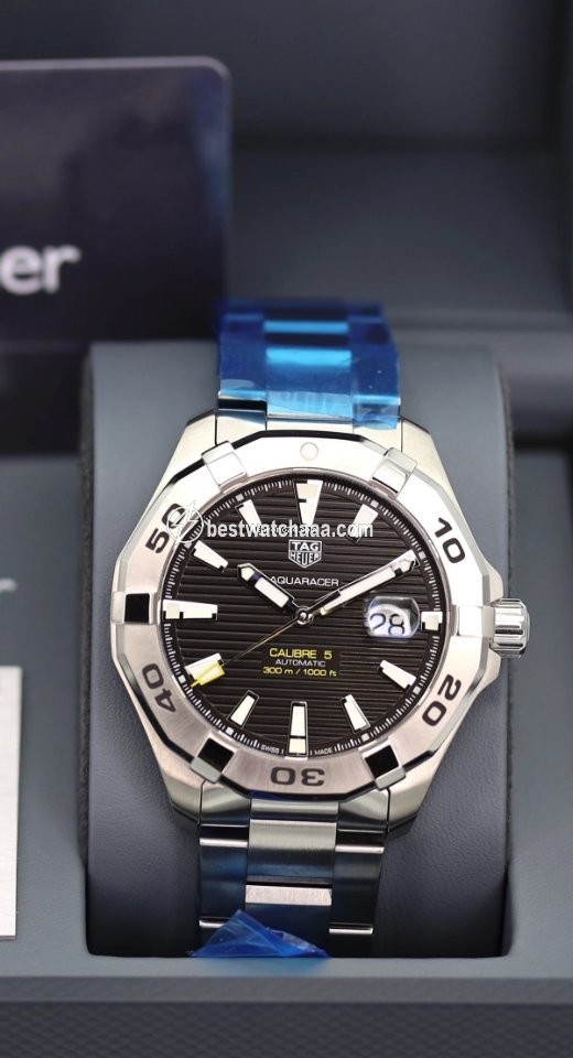 IMG_9085 TAG Heuer Aquaracer 300M Mens watch Unisex Automatic Steel WAY2010 Replica 2