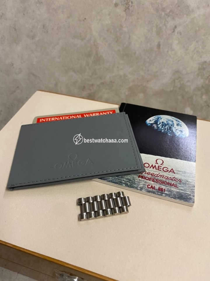 IMG_9085 Omega Speedmaster Professional Moonwatch Mens watch Unisex Manual winding Steel 145.022 Replica 2