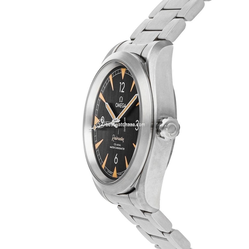 IMG_9085 Omega Seamaster Railmaster Mens watch Unisex Automatic Steel 220.10.40.20.01.001 Replica 2