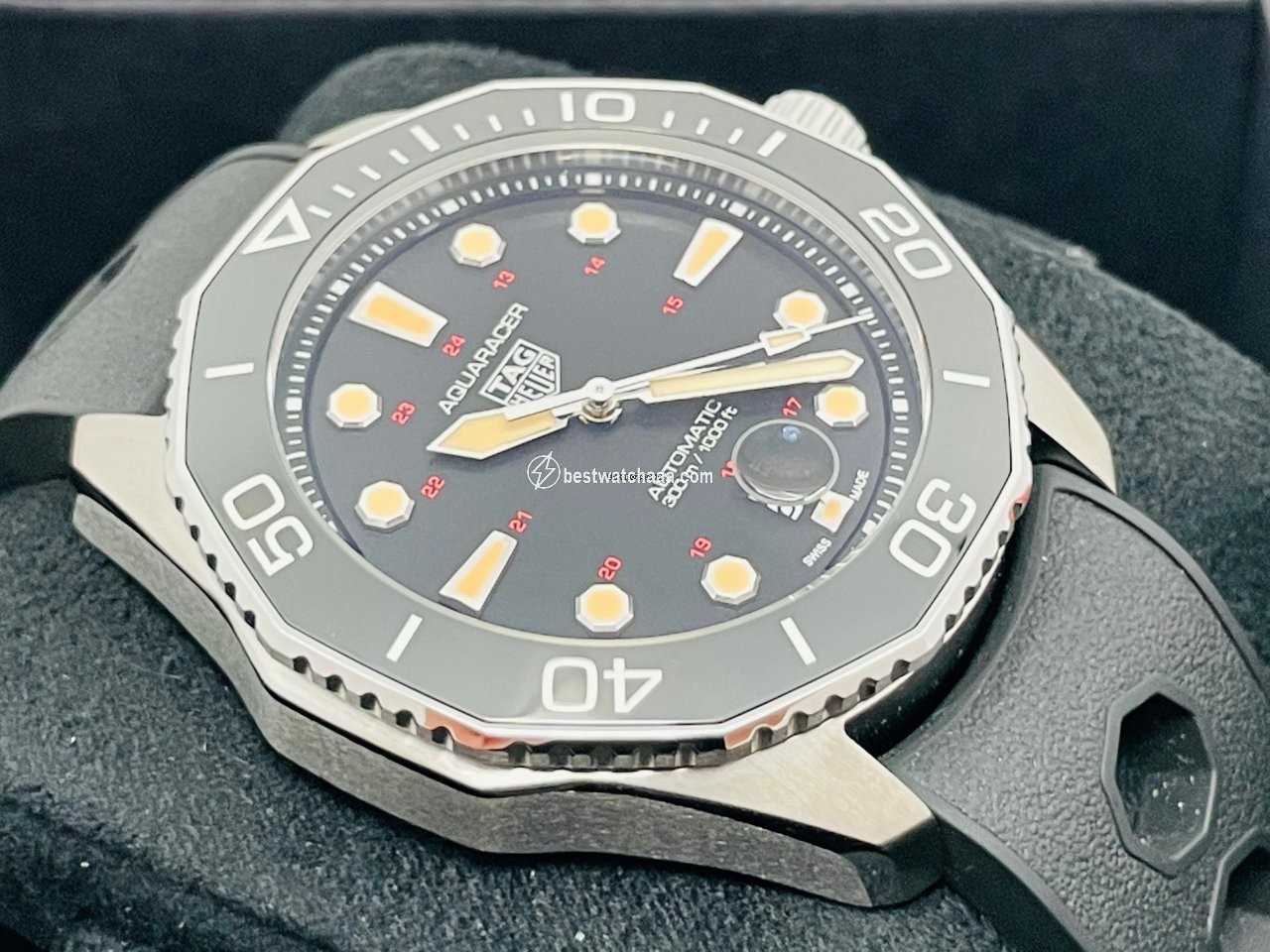 IMG_9085 TAG Heuer Aquaracer 300M Mens watch Unisex Automatic Steel WBP208C.FT6201 Replica 2