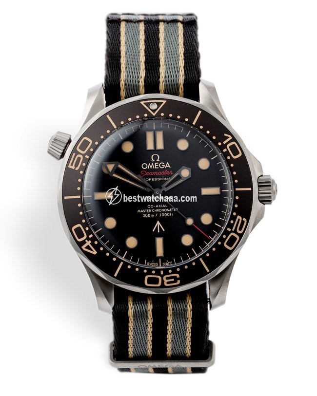 IMG_9085 Omega Seamaster Diver 300 M Automatic Titanium 210.92.42.20.01.001 Replica 2