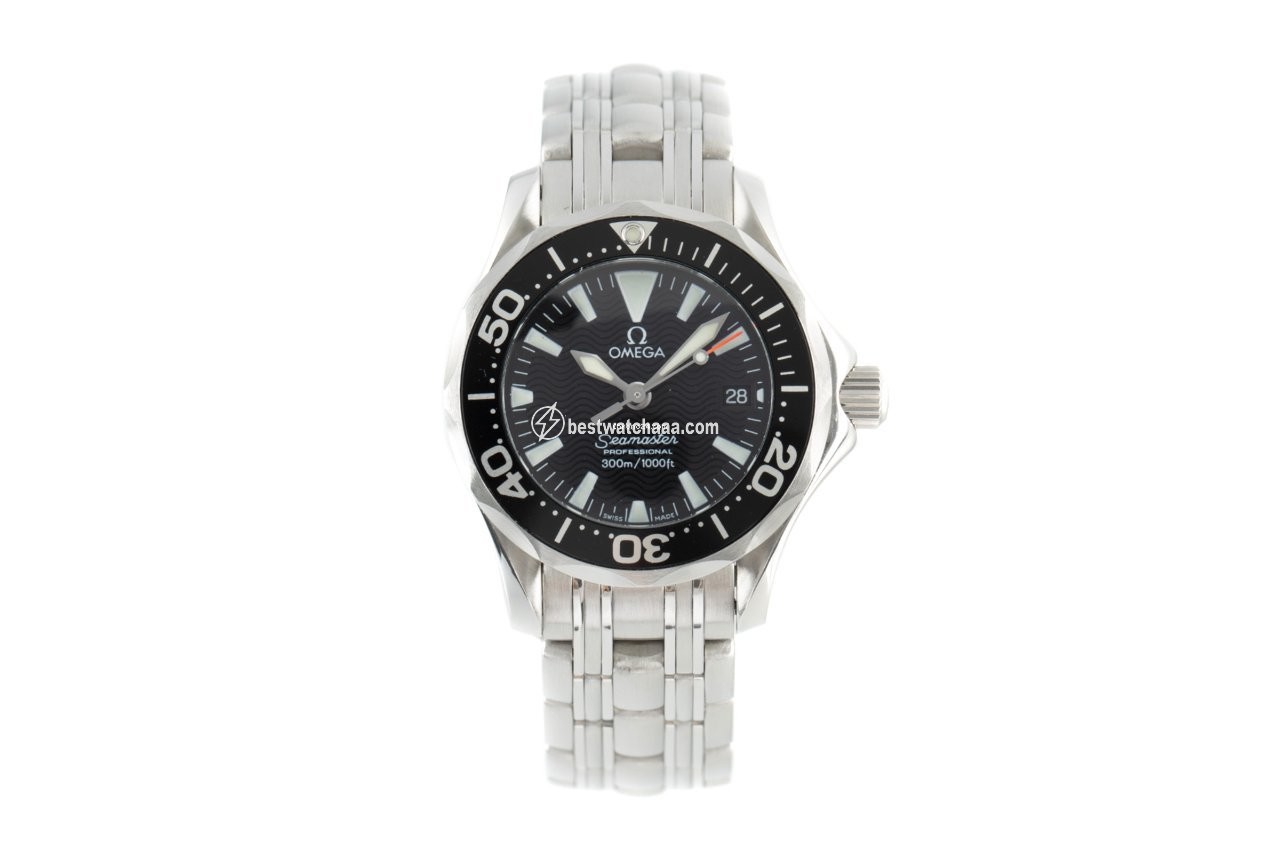IMG_9085 Omega Seamaster Diver 300 M Womens watch Quartz Steel 2284.50.00 Replica 2