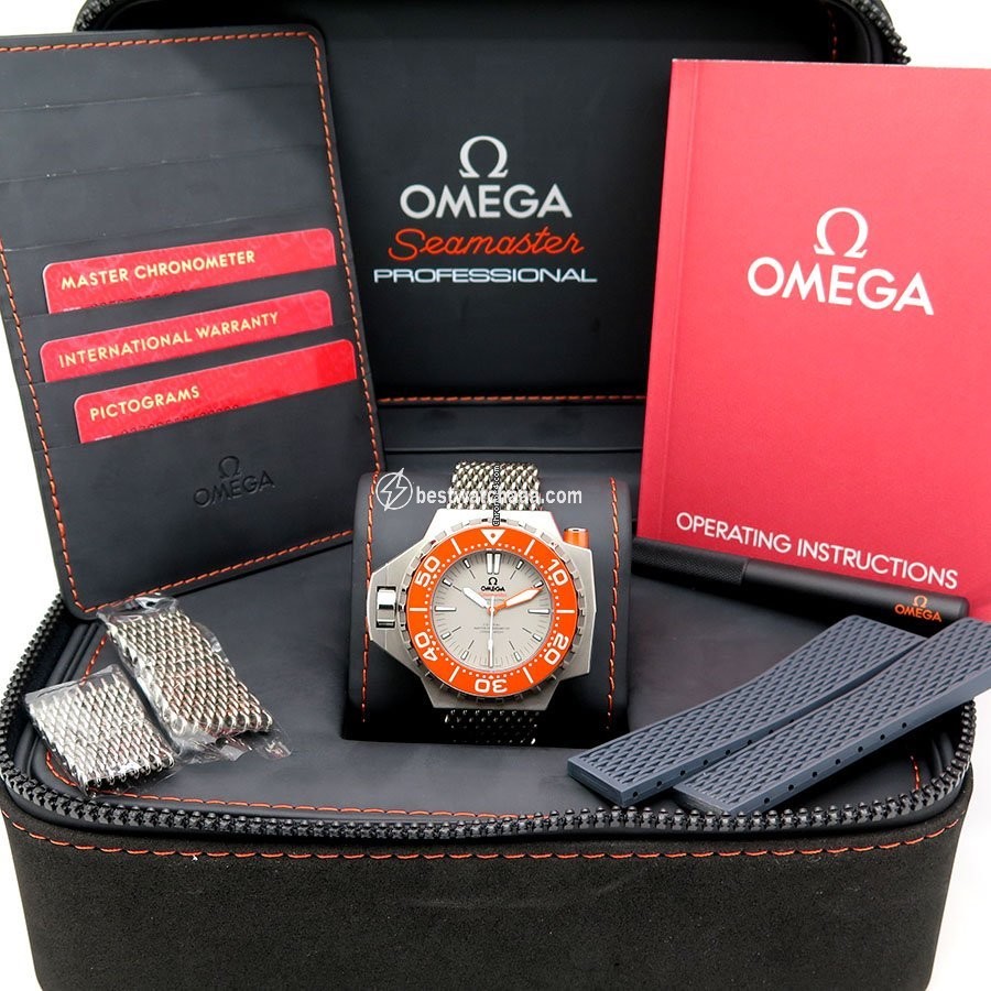 IMG_9085 Omega Seamaster PloProf Mens watch Unisex Automatic Titanium 227.90.55.21.99.002 Replica 2