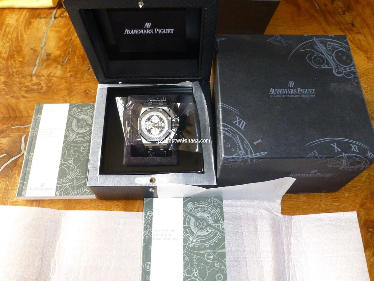 IMG_9085 Audemars Piguet Royal Oak Offshore Chronograph Mens watch Unisex Automatic Titanium 26078IO.OO.D001VS.01 Replica 2