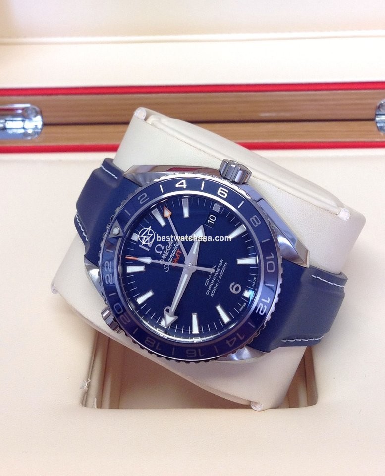 IMG_9085 Omega Seamaster Planet Ocean Mens watch Unisex Automatic Titanium 232.92.44.22.03.001 Replica 2