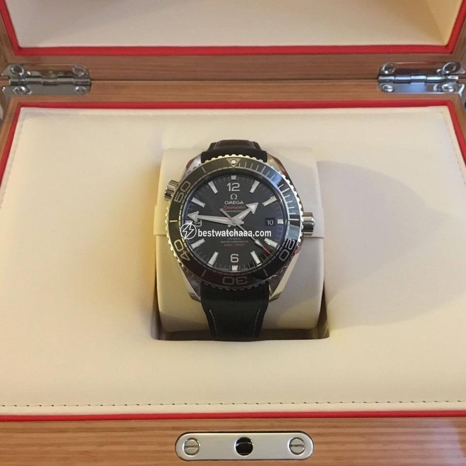 IMG_9086 Omega Seamaster Planet Ocean Mens watch Unisex Automatic Steel 215.33.44.21.01.001 3