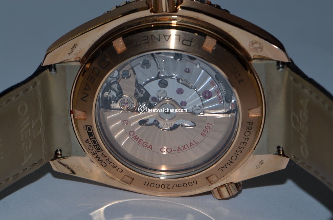 IMG_9086 Omega Seamaster Planet Ocean Mens watch Unisex Automatic Rose gold 222.63.46.20.01.001 3