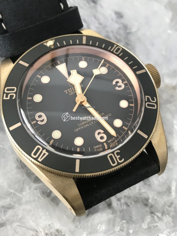 IMG_9086 Tudor Black Bay Bronze Mens watch Unisex Automatic Bronze 79250BA-0001 3
