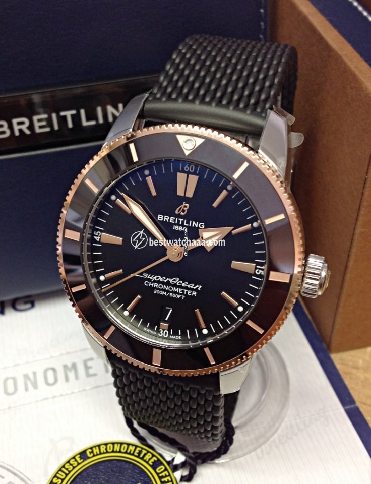 IMG_9086 Breitling Superocean Heritage Mens watch Unisex Automatic Gold Steel UB2030121B1S1 3