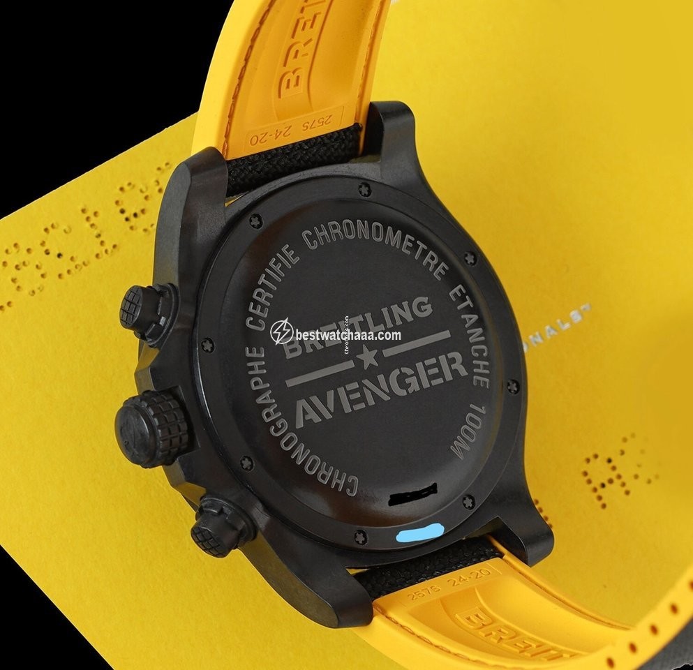 IMG_9086 Breitling Avenger Hurricane Mens watch Unisex Automatic XB0170E4.BF29.257S 3