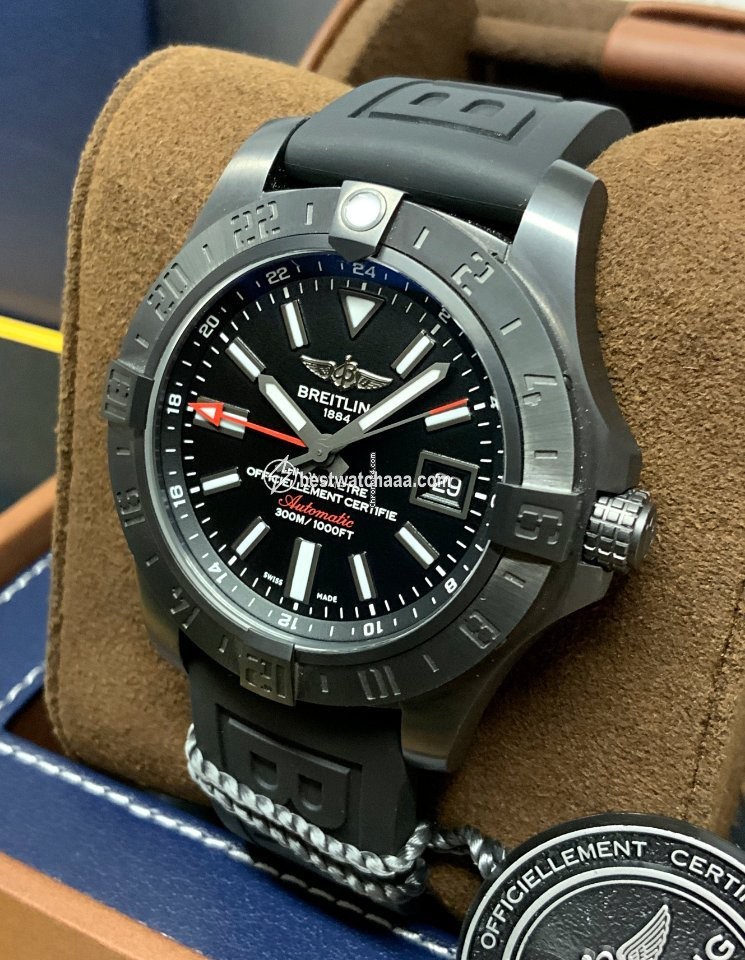 IMG_9086 Breitling Avenger II GMT Mens watch Unisex Automatic Steel M3239010 BF04 3