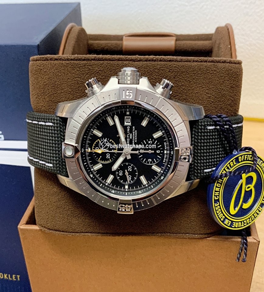 IMG_9086 Breitling Avenger Mens watch Unisex Automatic Steel A13317101B1X1 3