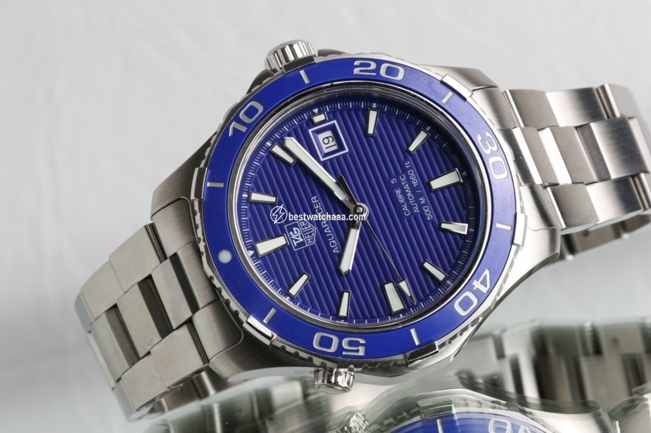 IMG_9086 TAG Heuer Aquaracer 500M Mens watch Unisex Automatic Steel WAK2111.BA0830 3
