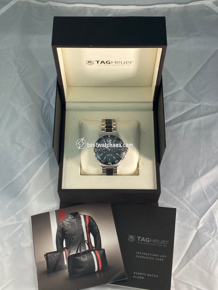 IMG_9086 TAG Heuer Formula 1 Quartz Mens watch Unisex Steel WAU111C.BA0869 3