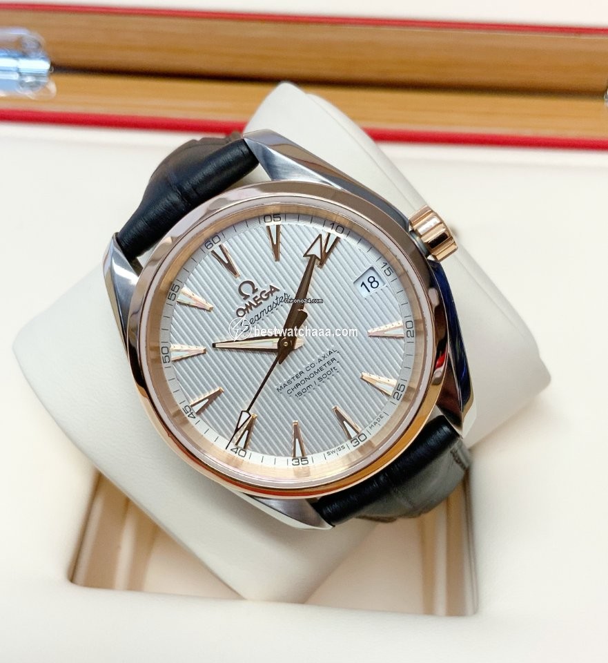 IMG_9086 Omega Seamaster Aqua Terra Mens watch Unisex Automatic Gold Steel 231.23.39.21.02.001 3