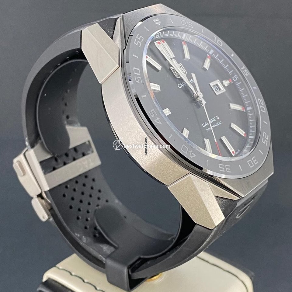 IMG_9086 TAG Heuer Connected Mens watch Unisex Automatic Titanium AWBF2A80 3