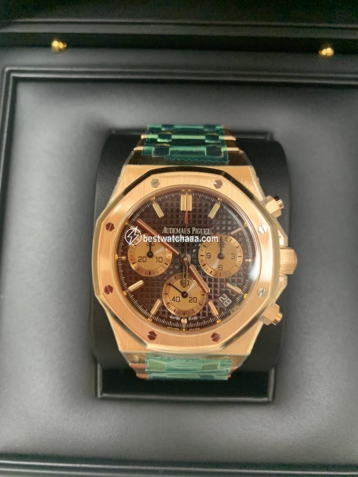 IMG_9086 Audemars Piguet Royal Oak Chronograph Mens watch Unisex Automatic Rose gold 26239OR.OO.1220OR.02 3