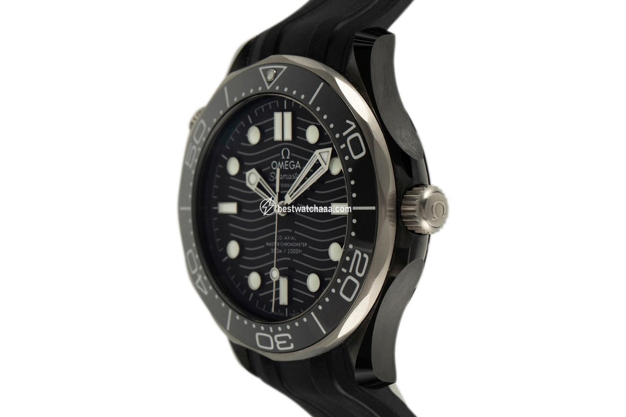 IMG_9086 Omega Seamaster Diver 300 M Mens watch Unisex Automatic Ceramic 210.92.44.20.01.001 3