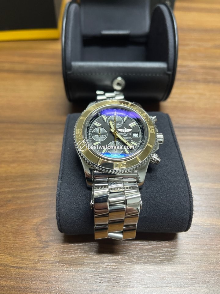 IMG_9086 Breitling Superocean Chronograph II Mens watch Unisex Automatic Steel C1334112 BA84 3