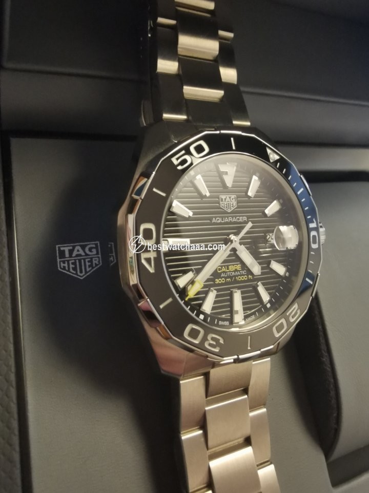 IMG_9086 TAG Heuer Aquaracer 300M Mens watch Unisex Automatic 17381147 3