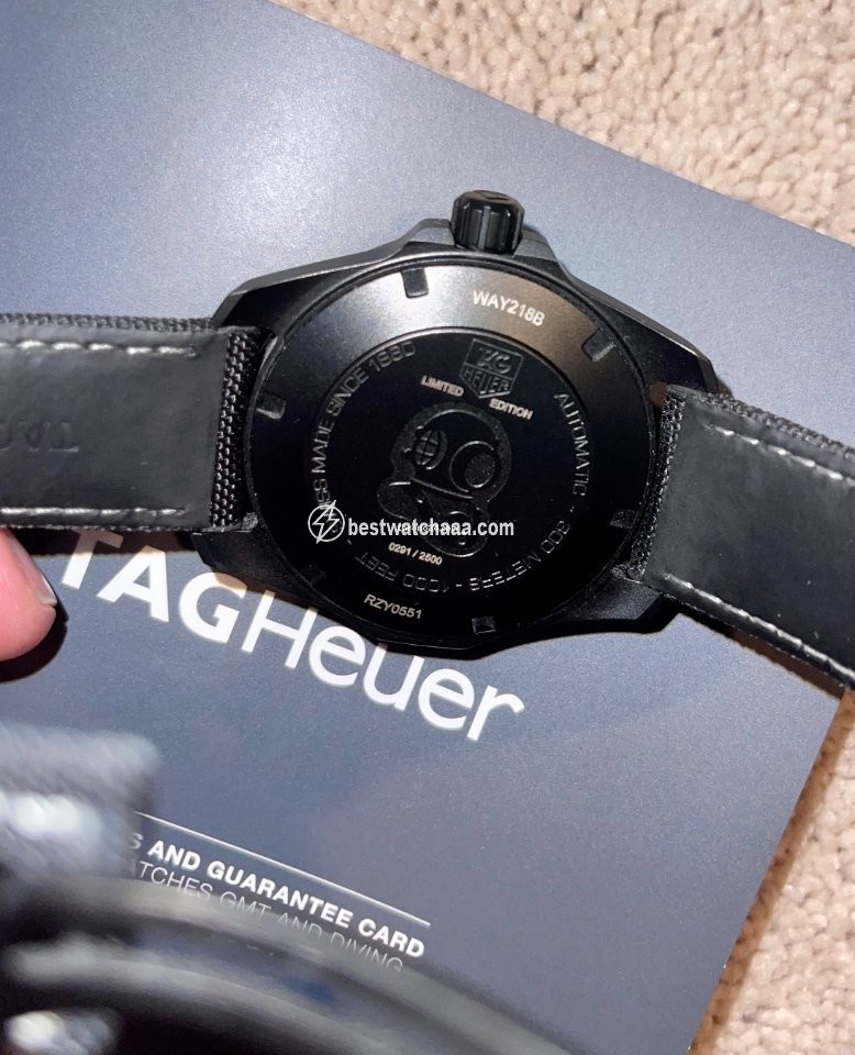 IMG_9086 TAG Heuer Aquaracer 300M Mens watch Unisex Automatic Titanium WAY218B.FC6364 3