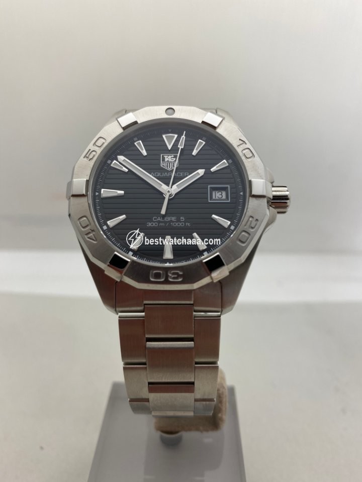 IMG_9086 TAG Heuer Aquaracer 300M Mens watch Unisex Automatic Steel WAY2110.BA0928 3