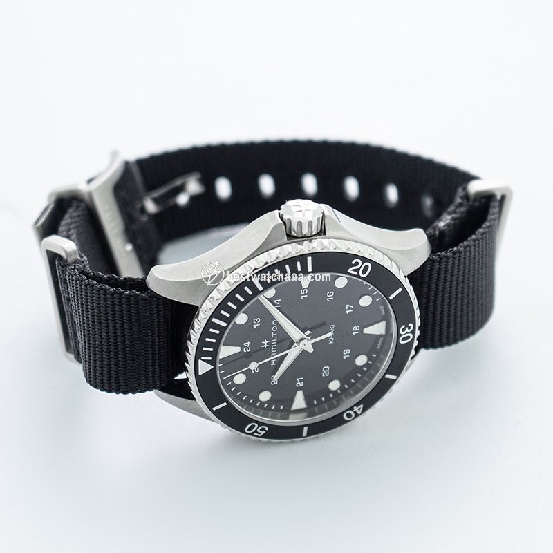 IMG_9086 Hamilton Khaki Navy Mens watch Unisex Quartz Steel H82201931 3