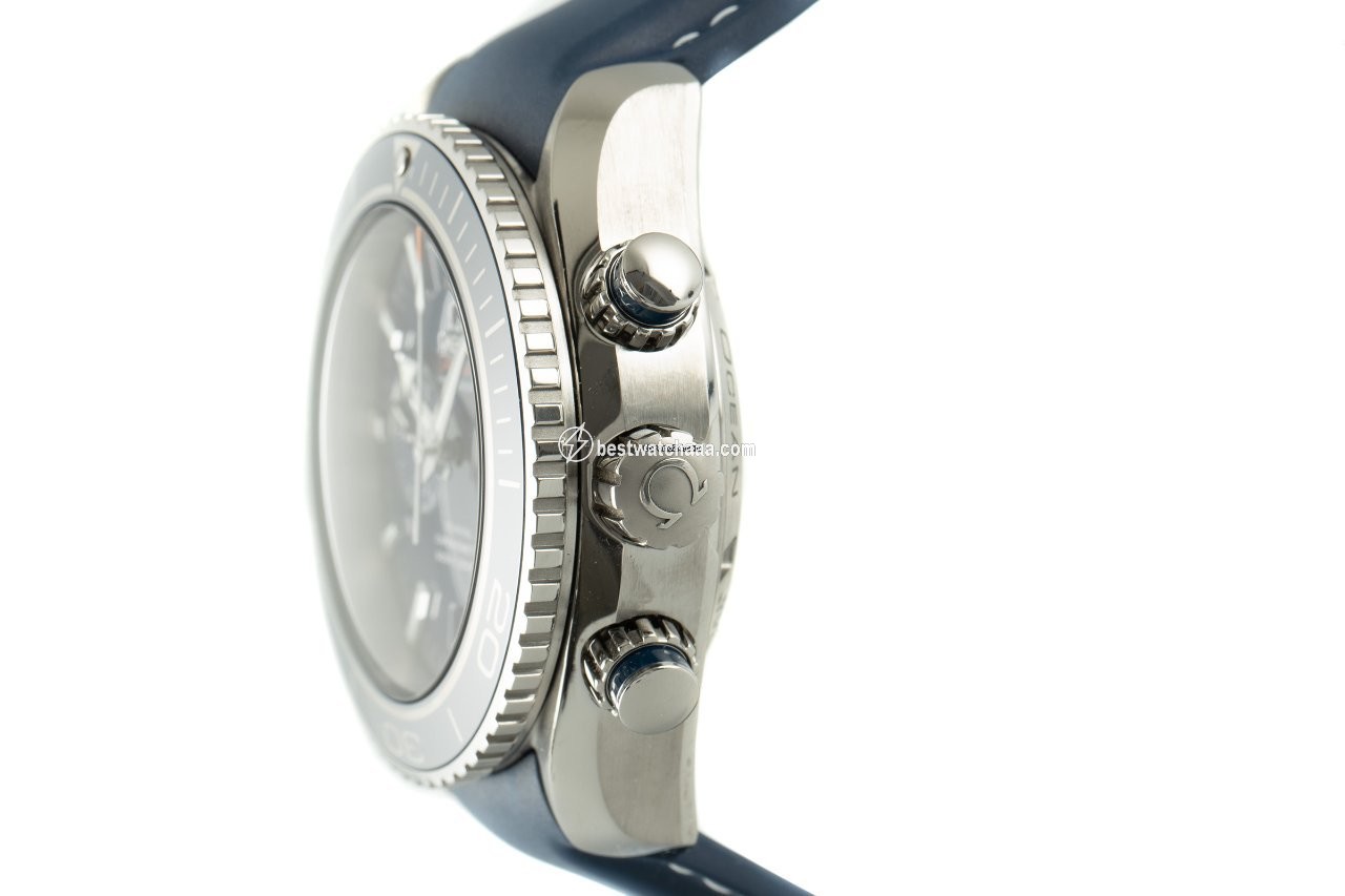 IMG_9086 Omega Seamaster Planet Ocean Chronograph Mens watch Unisex Automatic Titanium 232.92.46.51.03.001 3
