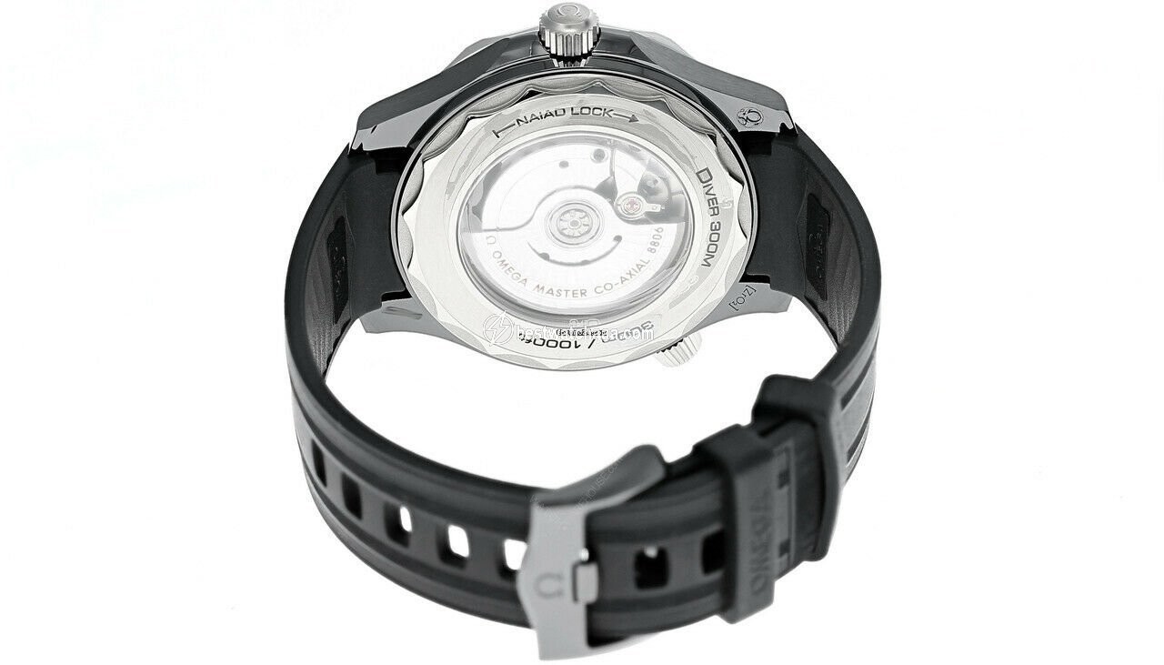 IMG_9086 Omega Seamaster Diver 300 M Automatic Ceramic 210.92.44.20.01.001 21092442001001 3