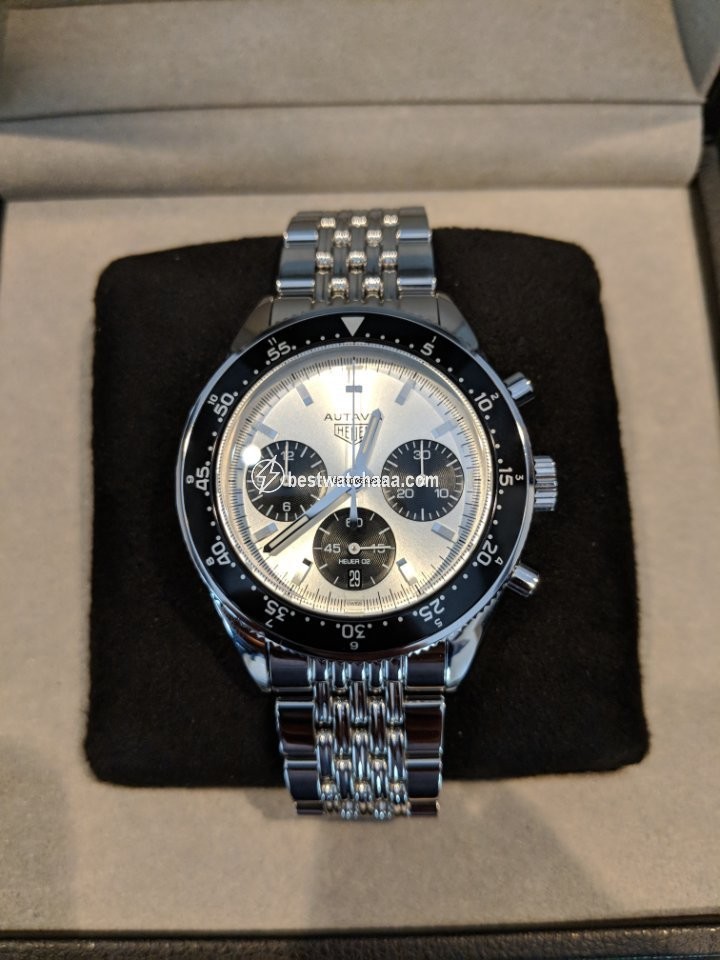 IMG_9086 TAG Heuer Autavia Mens watch Unisex Automatic Steel CBE2111.BA0687 3