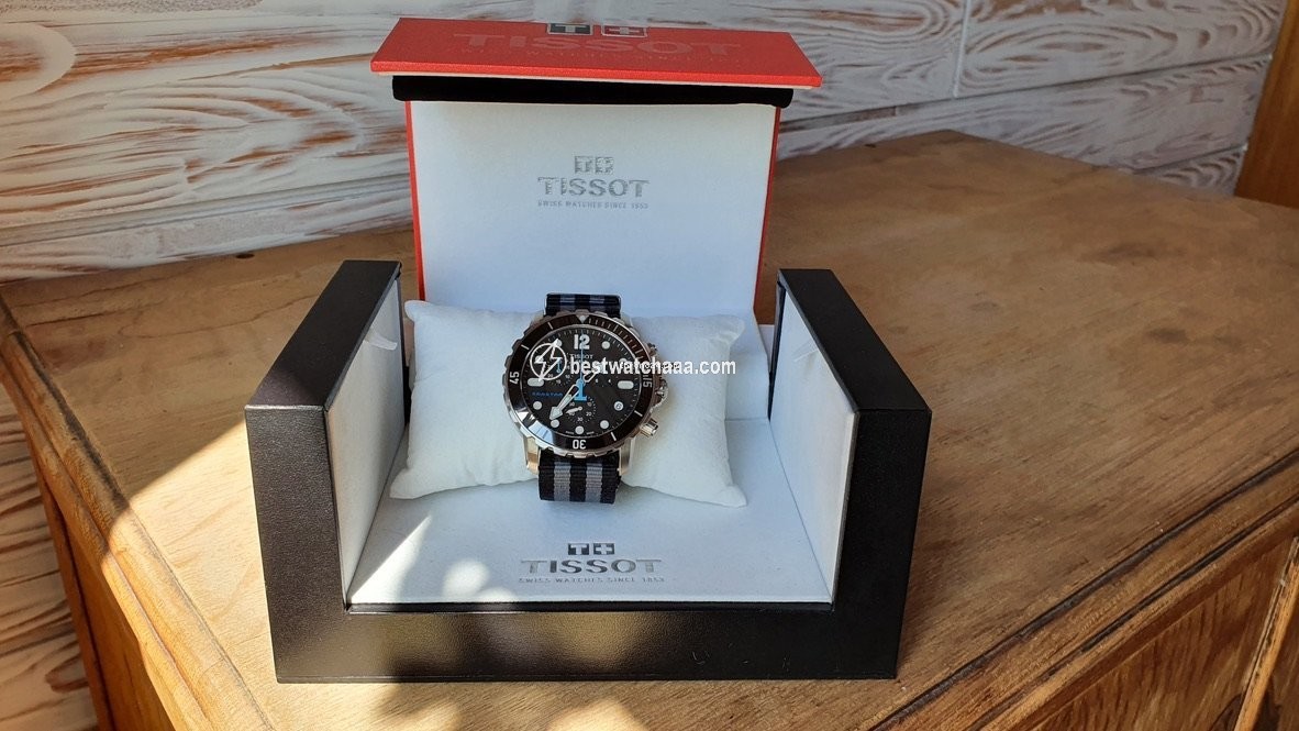 IMG_9086 Tissot Seastar 1000 Mens watch Unisex Quartz T066.417.17.057.00 3