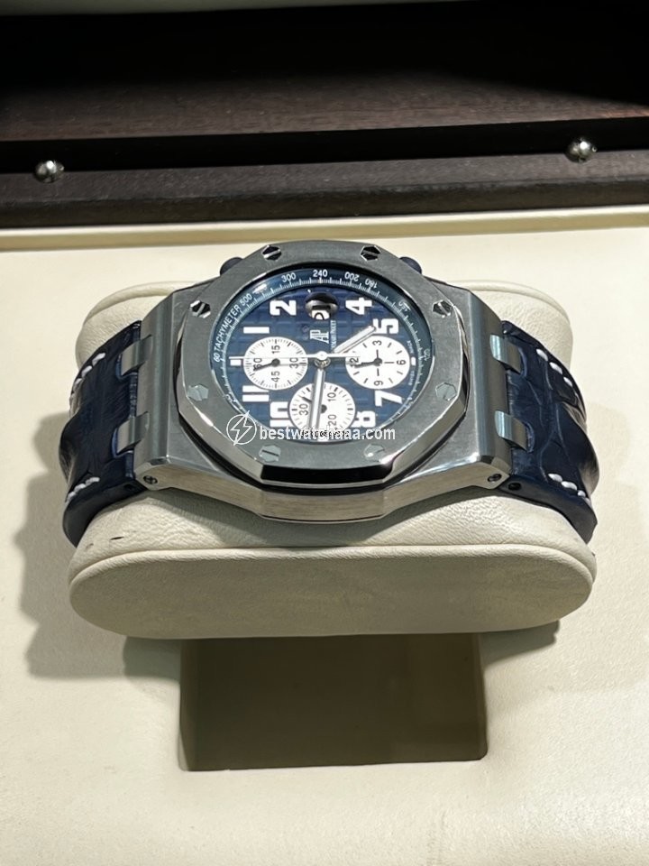 IMG_9086 Audemars Piguet Royal Oak Offshore Chronograph Mens watch Unisex Automatic Steel 26170ST.OO.D305CR.01 3