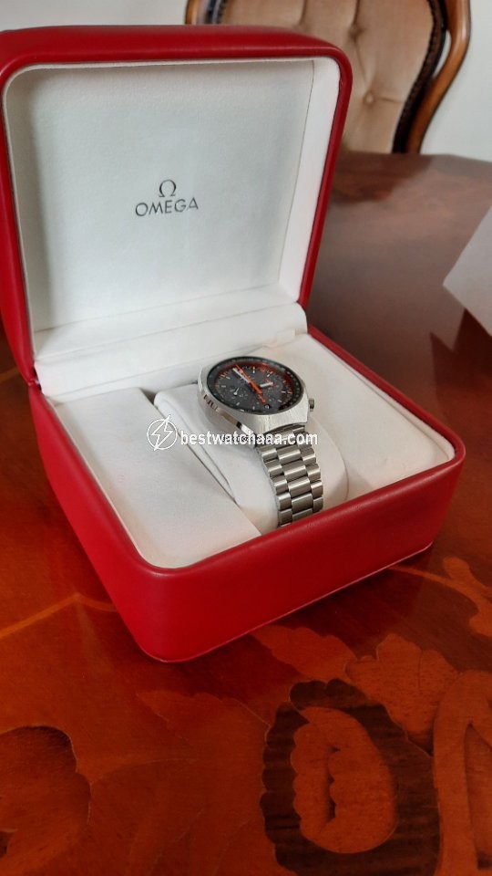 IMG_9086 Omega Speedmaster Mark II Mens watch Unisex Automatic Steel 327.10.43.50.06.001 3