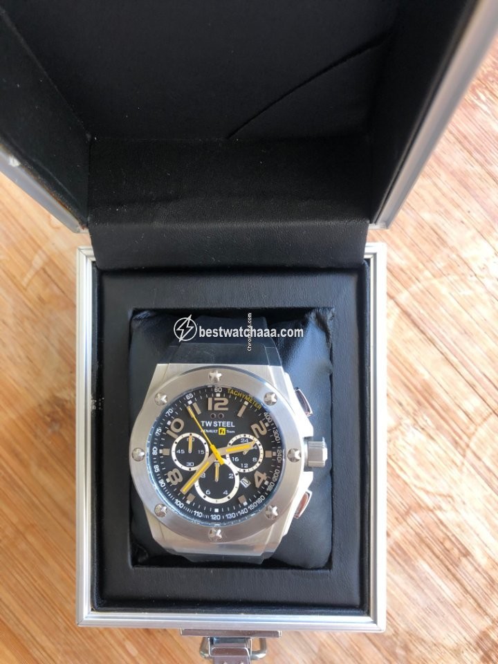 IMG_9086 TW Steel Mens watch Unisex Quartz Steel TW680 3