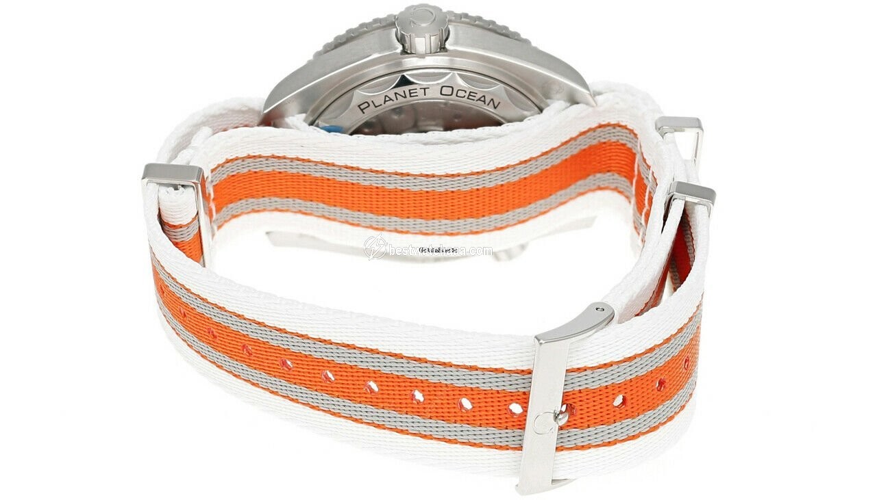IMG_9086 Omega Seamaster Planet Ocean Automatic Steel 21532442104001 215.32.44.21.04.001 3